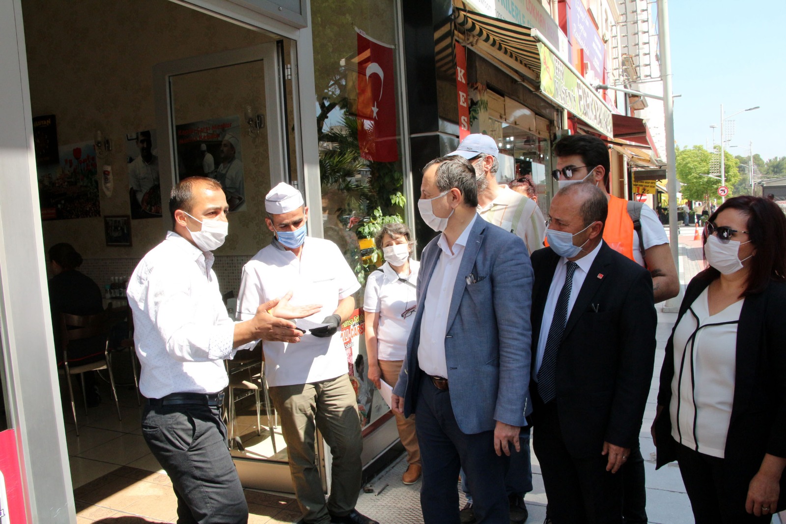 CHP Manisa il başkanı Balaban'Esnaf dert küpü olmuş''