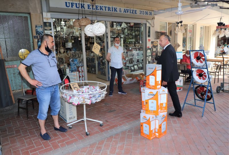 Başkan Akın esnaf ziyaretleri sürüyor