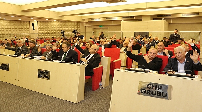 Meclis toplantılarında maske takma zorunluluğu getirildi