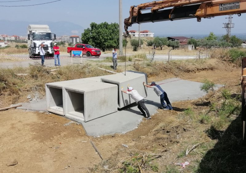 Dalbahçe Bağlantı Yolunda Menfez ve Yol Çalışmalarına Başlandı