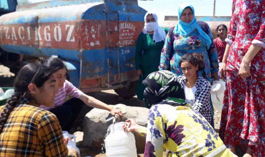 Fatura ödeyemeyen 60 köy elektriksiz ve susuz kaldı