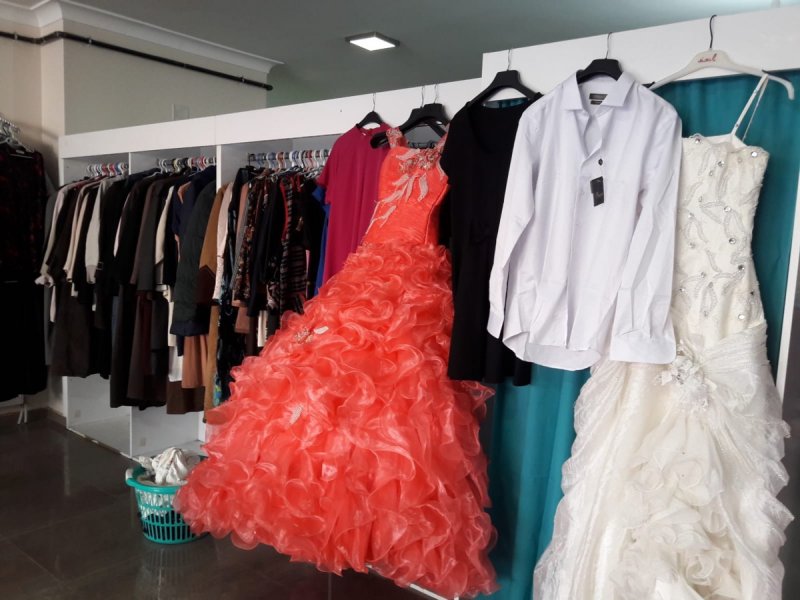 Dosteli kıyafet yıkama ve teslim merkezleri açıldı