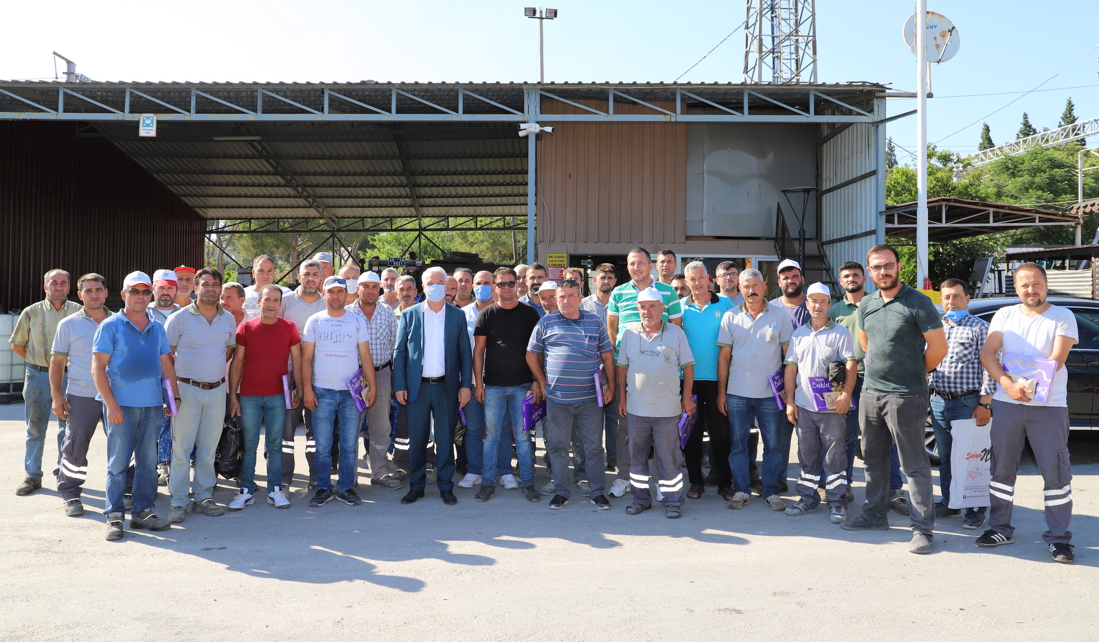 Başkan bilgin çalışanlarıyla bayramlaştı