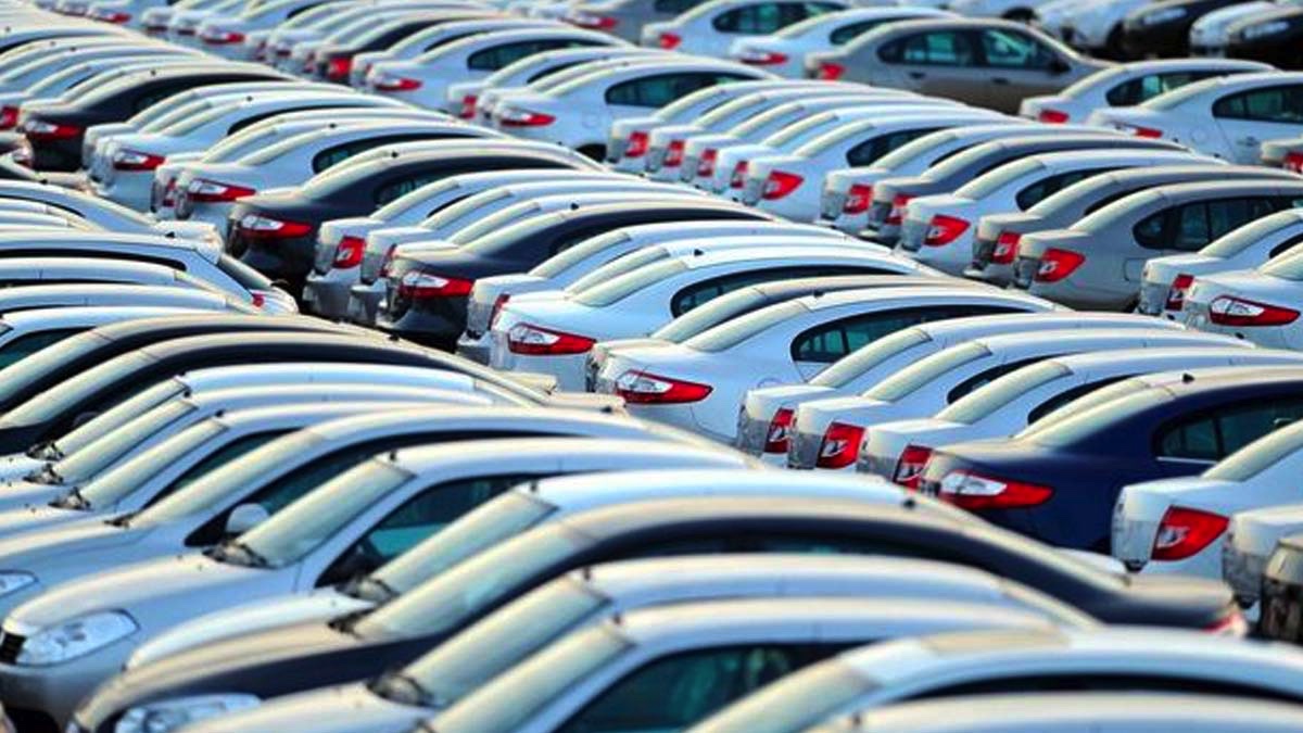 Otomobiller zamlandı