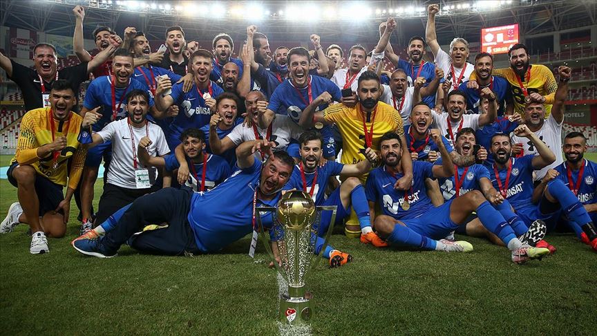 Şans Manisa FK'den yana değildi