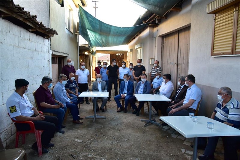 Vali Karadeniz şehit ailesini ziyaret etti