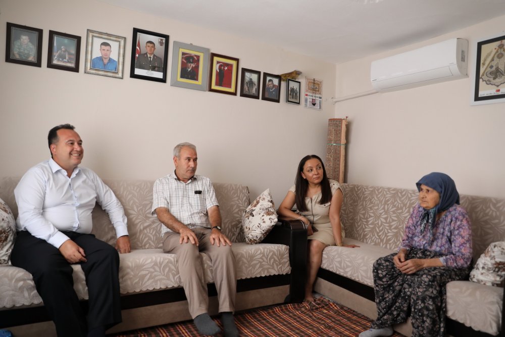 Dutlulu 'dan şehit ailelerine bayram ziyareti