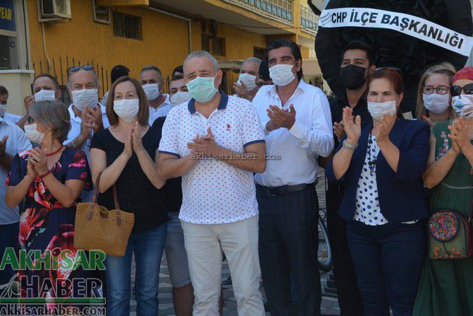 CHP'den MASKİ'ye siyah çelenk