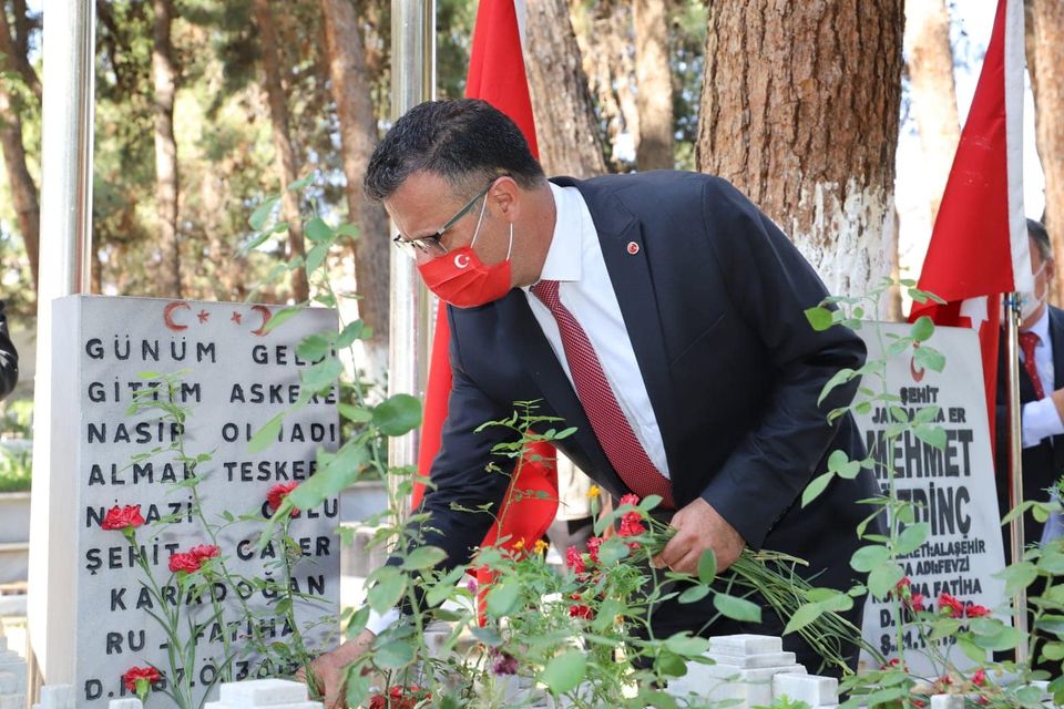 Alaşehir'de zafer bayramı kutlandı