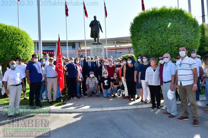 Akhisar'a 30 ağustos kutlamaları