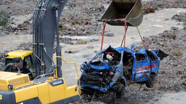 Giresun'da sel felaketi 5 ölü,11 kayıp
