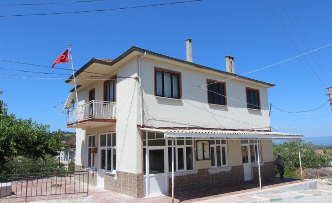 Saruhanlı Belediyesi Çamlıyurt Muhtarlık binasını yeniledi