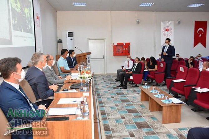 Salçalık domateste yaşanan sorunlar masaya yatırıldı