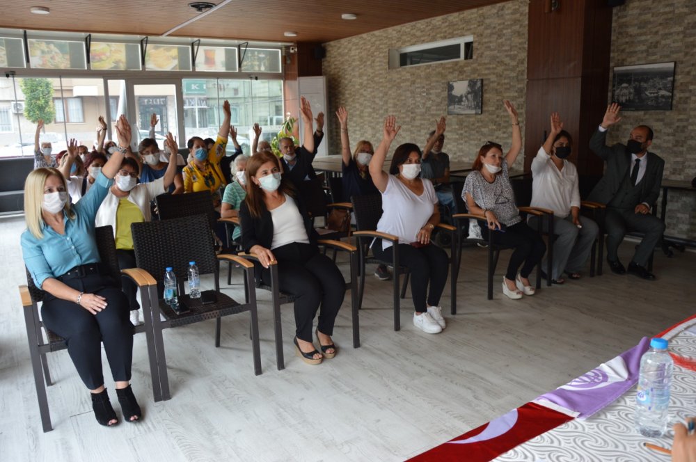 Cumhuriyet Kadınları Derneği Manisa şubesi fes edildi