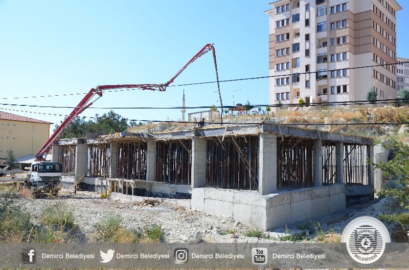 Demircili hayır-seve işadamından okul yatırımı