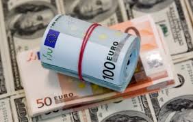 TL eriyor dolar artıyor