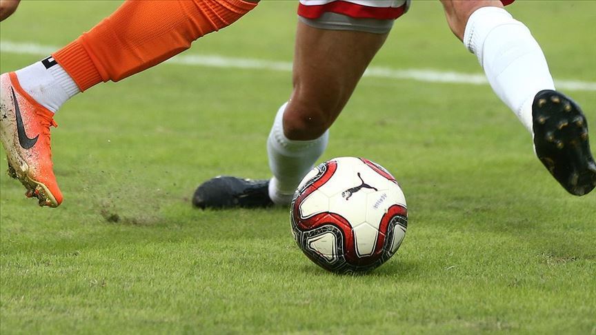 Futbol'da yarış başladı
