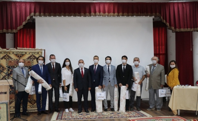 Gördes'te halıcılığı yaşatma kursu