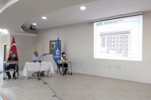 Gördes'te trafiği rahatlatacak katlı otopark ihaleye çıkıyor