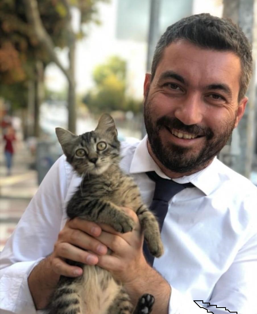 İyi partiden sokak hayvanlarına mama kampanyası