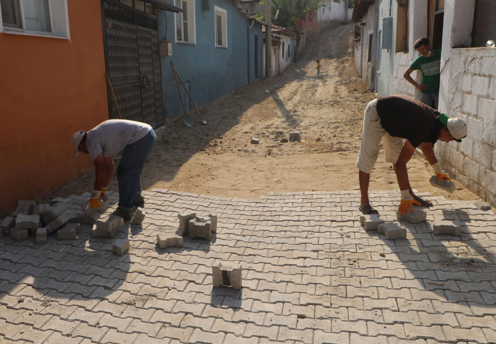 Turgutlu Belediyesi avşar ve çıkrıkçı'da çalışma