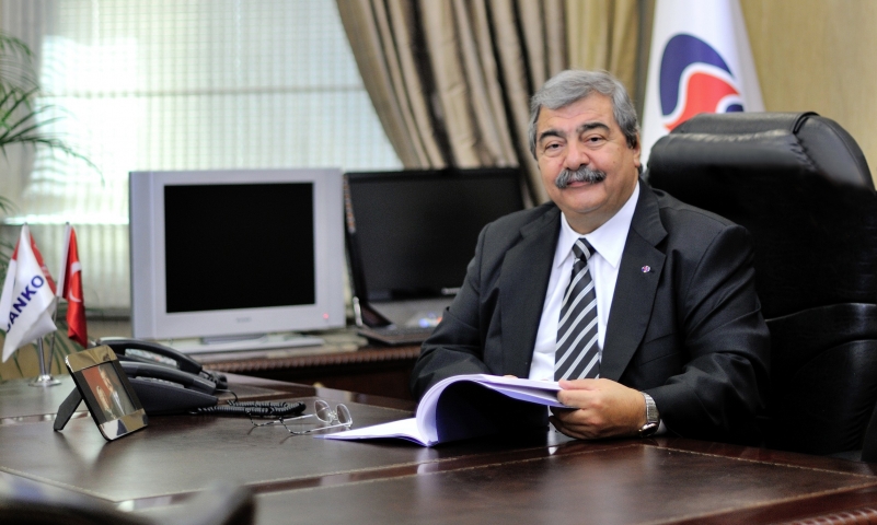 Konukoğlu başkanlıktan ayrıldı