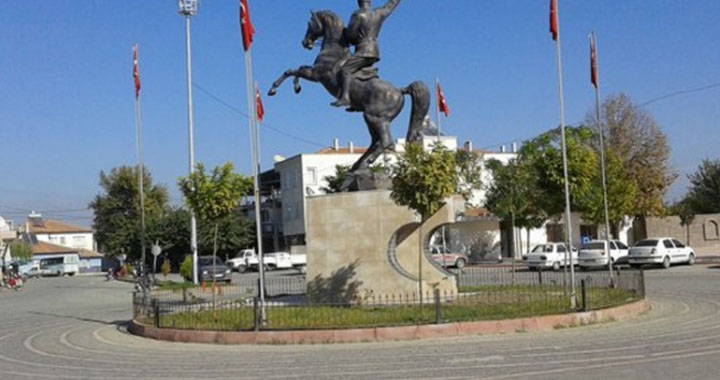 Akhisar Beyoba'da misafirlik yasaklandı