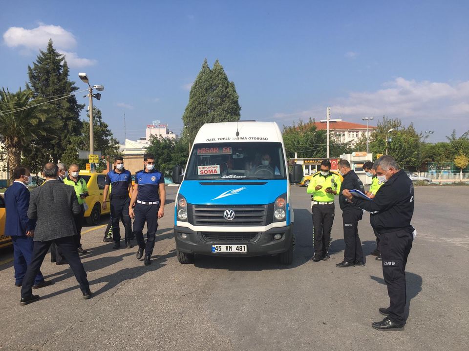 Akhisar'da Covid-19 denetimi sıklaştırıldı