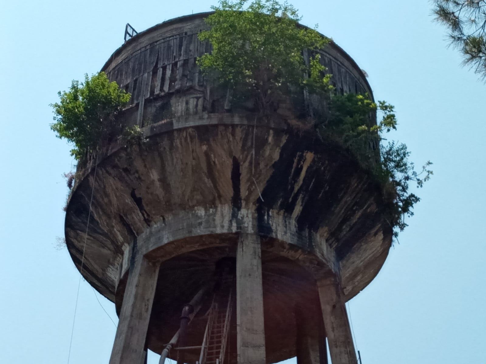 Başkan Cengiz bu depodan su içilir mi?