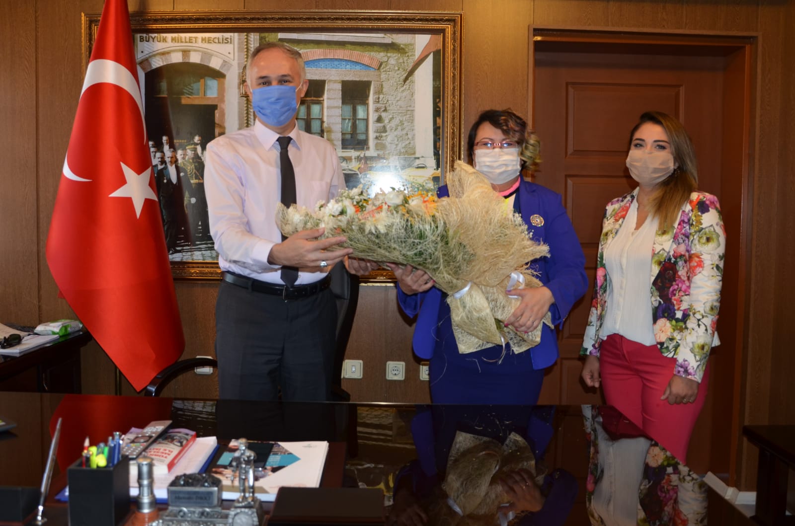 UCIM yöneticileri milli eğitim müdürü Dikici'yle görüştü