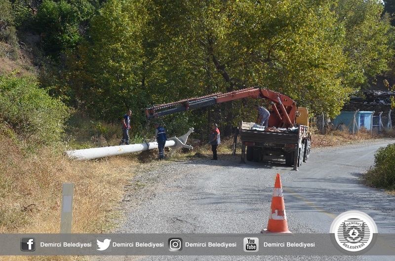 Demirci'de enerji hatları yenileniyor
