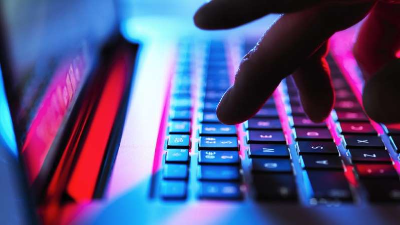 Türkiye genelinde internet kesintisi,hizmetlerinde aksama yaşanıyor