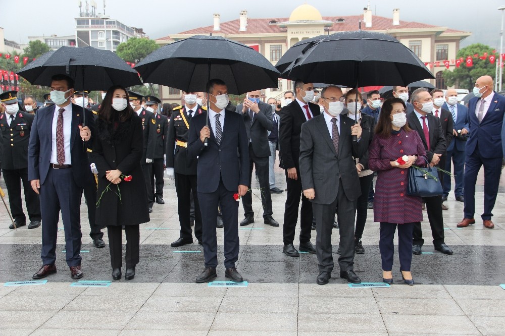 Manisa'da cumhuriyet bayramı kutlamaları