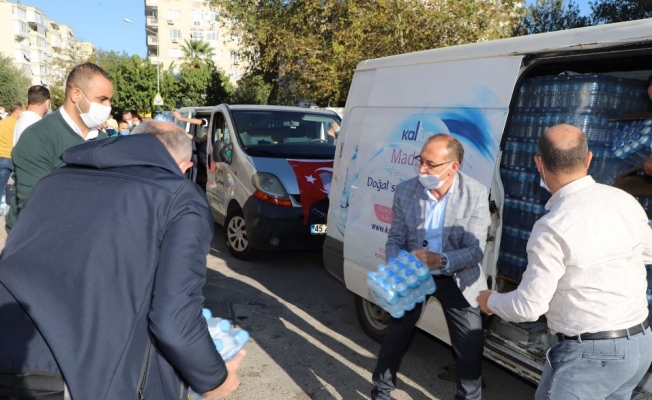 Başkan Akın depremzedelere yardıma koştu