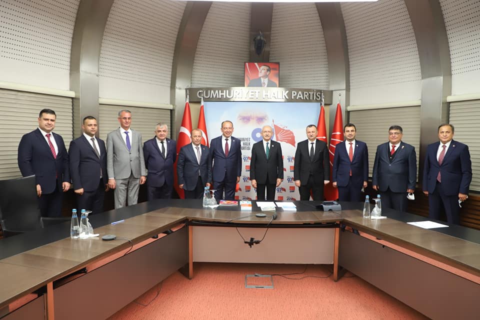 Başkan Akın,Kılıçdaroğlu ve Akşener'le bir araya geldi.