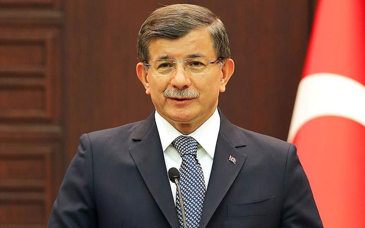 Davutoğlu covid-19'a yakalandı