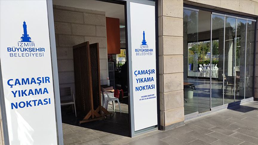 İzmir'de depremzedeler için 4 çamaşırhane ve 2 mobil anaokulu