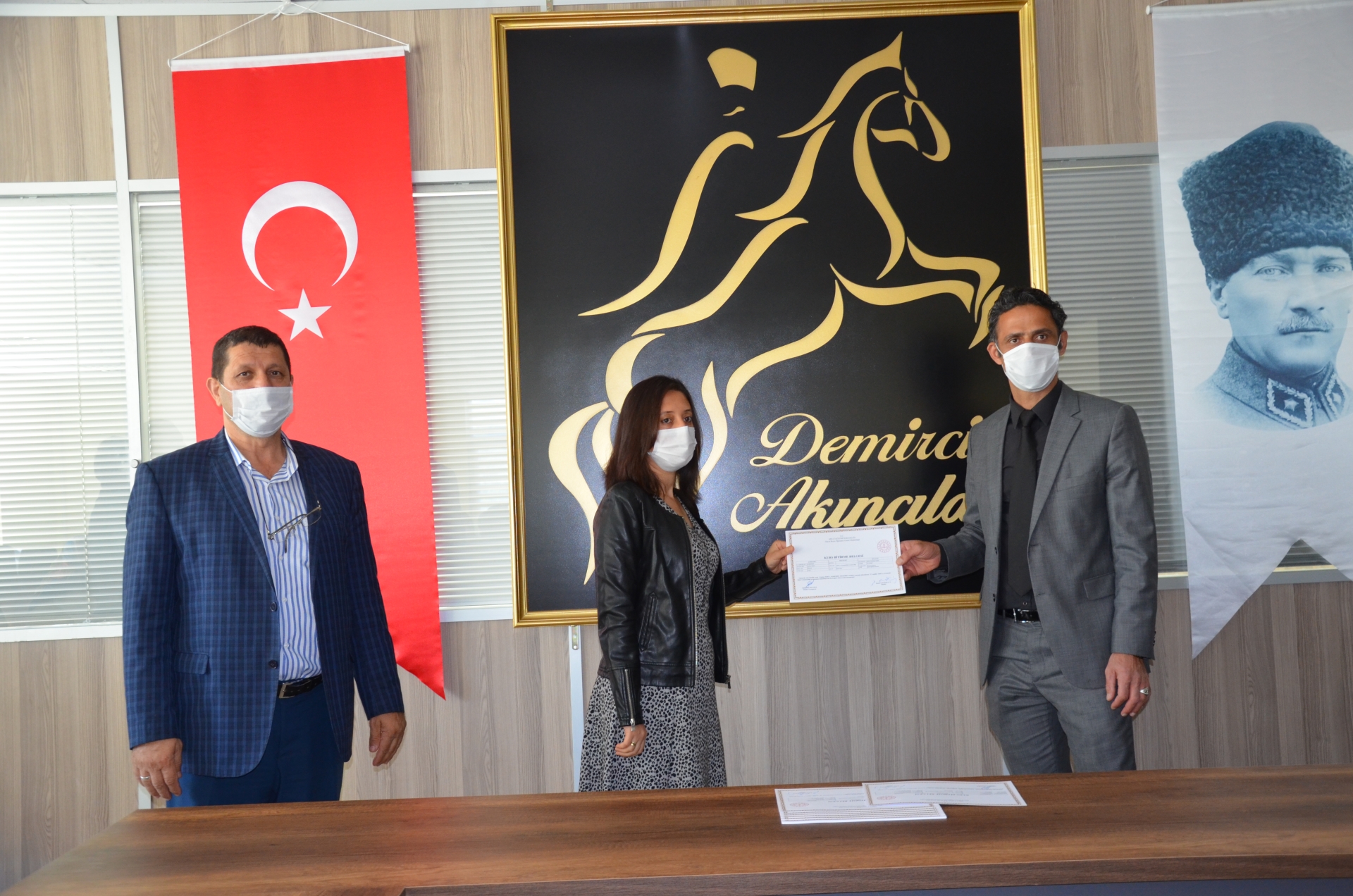 Demirci'de sertifika töreni