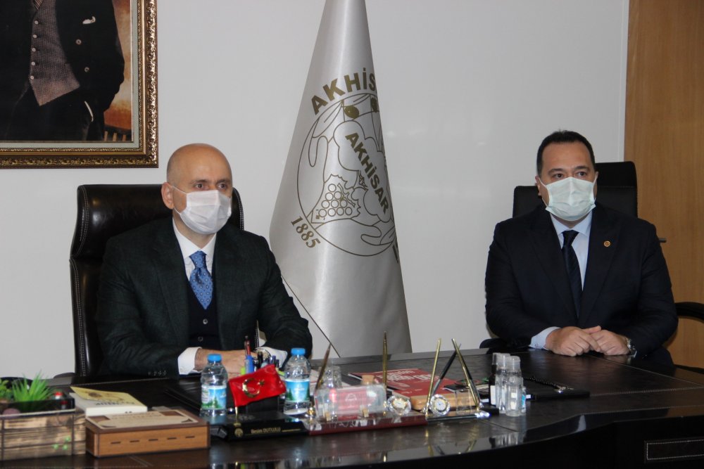 Bakan, Dutlulu'yu makamında ziyaret etti