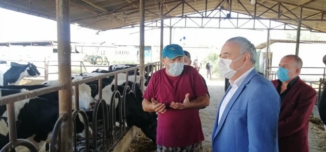 Süt üreticileriyle bir araya gelen CHP'li Bakırlıoğlu "Ana olmadan, dana olmaz"