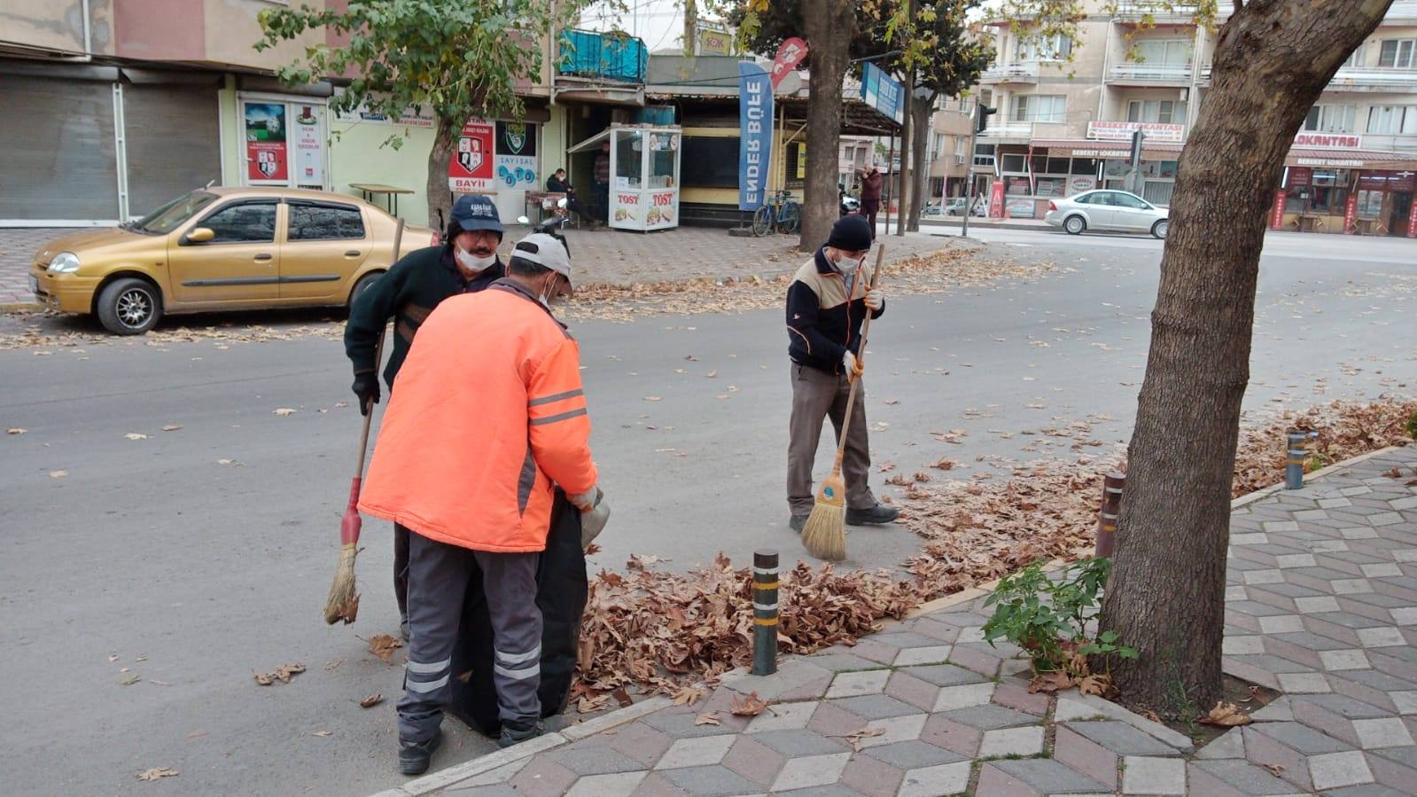 Akhisar'da güz temizliği
