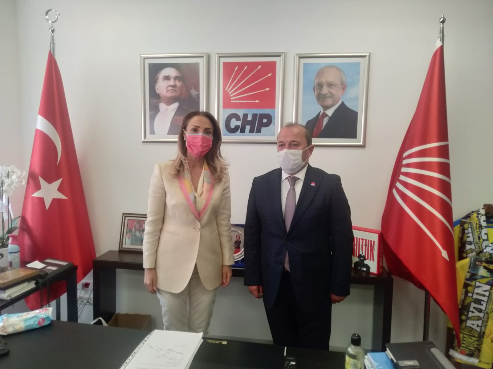 Gurtunca' kadın yoksa toplum yarımdır'