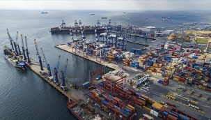 Kasımda ihracat yüzde 0,9 azaldı, ithalatı yüzde 15,9 arttı