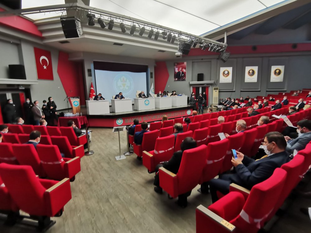 Cem evlerine su indirimi, esnafa nakit yardımı AKP ve MHP'ye takıldı