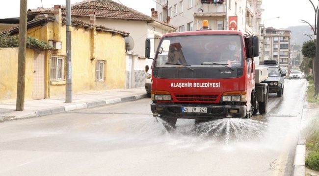 Alaşehir belediyesi pandemi ile gece-gündüz mücadele ediyor