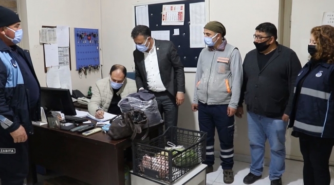 Alaşehir'de temizlik işçisinden örnek davranış