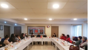 CHP'li Balcı, Manisa'da kadınlarla bir araya geldi