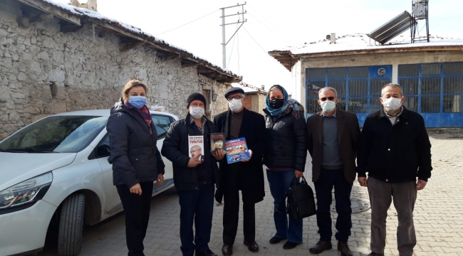 CHP'lilerden muhtara nutuk ve yürüyüş kitabı 