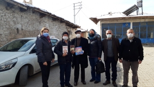 CHP'lilerden muhtara nutuk ve yürüyüş kitabı 