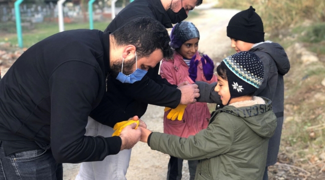 Çocukları ısıtan belediyenin sıcak eli